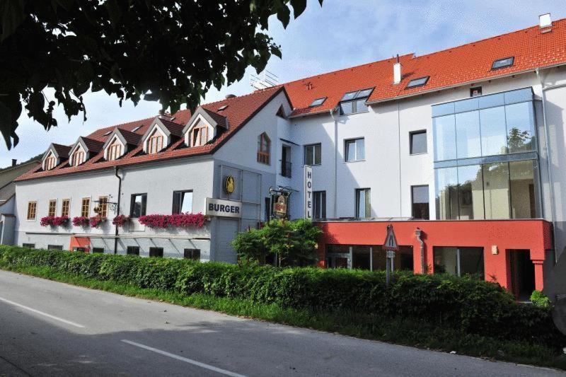 Gasthof Hotel Zur Goldenen Krone Furth bei Gottweig Extérieur photo